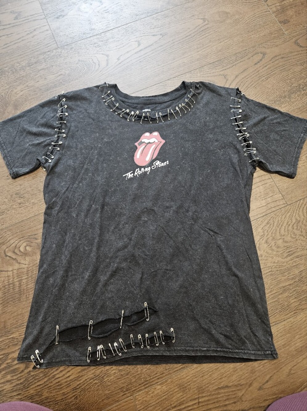 Time and Tru Black Short Sleeve Graphic Tee with Red Tongue Logo